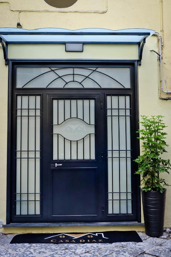 Casa Diaz Bed & Breakfast Napoli Dış mekan fotoğraf